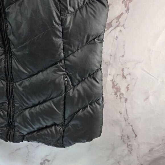 Eddie Bauer Down Vest Womens Small Gray Zip Faux Fur Quilted Puffer Coat 650 FP - Picture 4 of 10